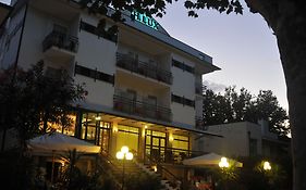 Hotel Lux